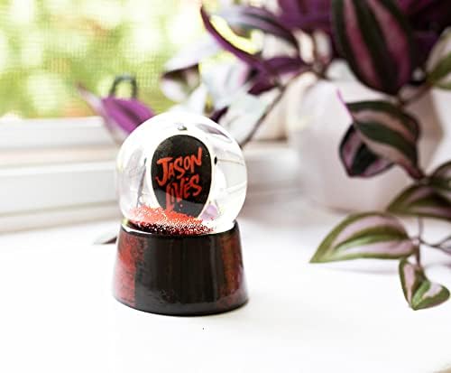 Silver Buffalo Friday The 13th Jason Mask Snow Globe