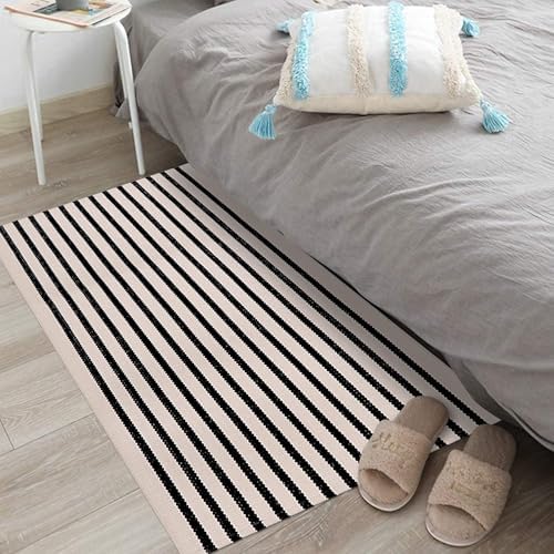 LEEVAN Black and White Striped Outdoor Rug 24x51