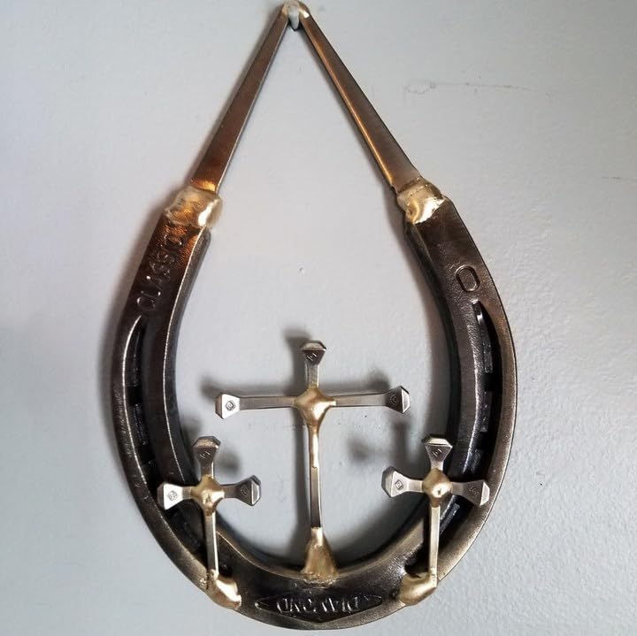 Mandydy Black Horseshoe Nail Cross Wall Decoration