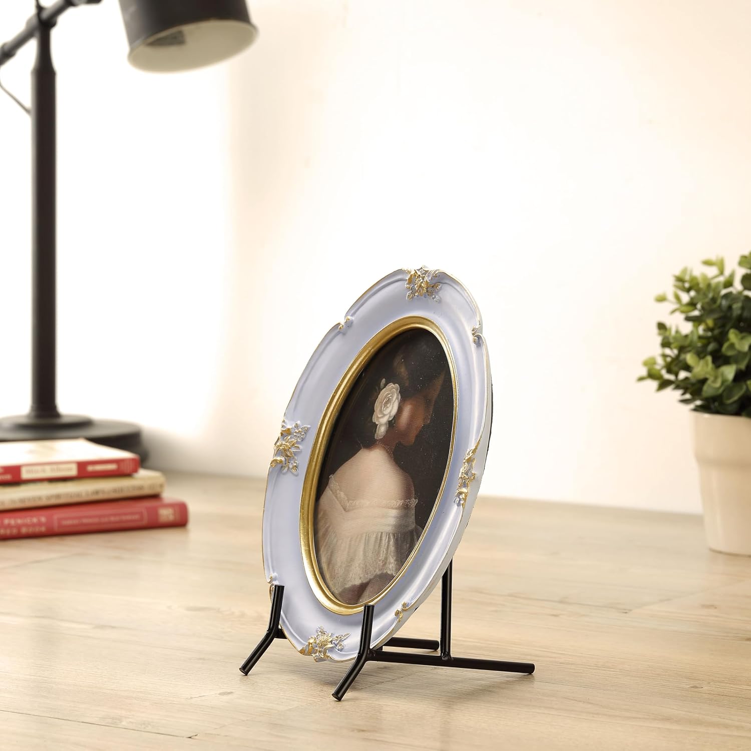 Black Smooth Wire Photo Stand by Studio Decor - 1 Pack