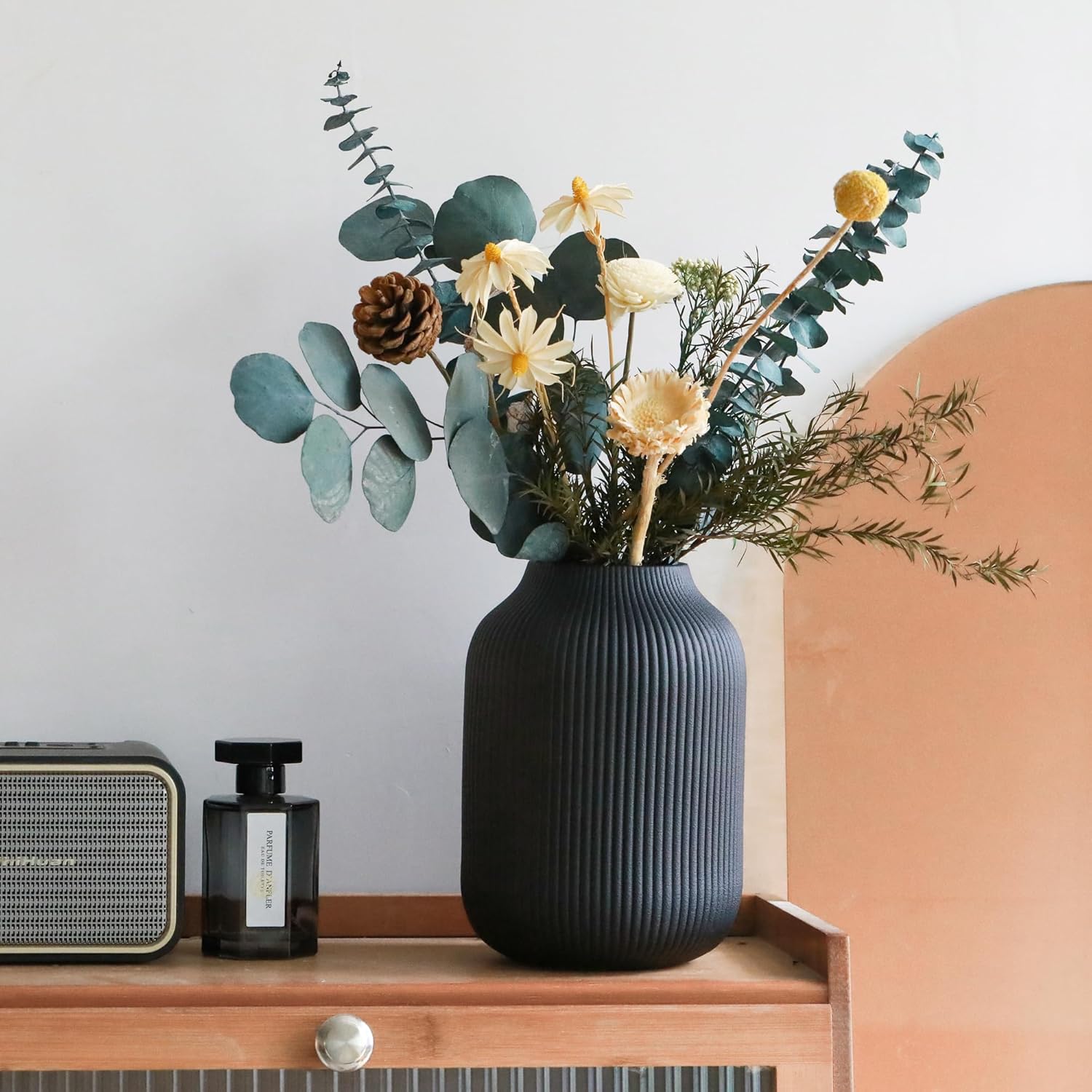 Flature Ceramic Vase with Grooves - Matte Black 20cm Tall